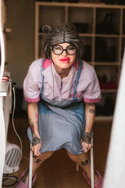 Broma para novios con el show de humor de Betty la Fea